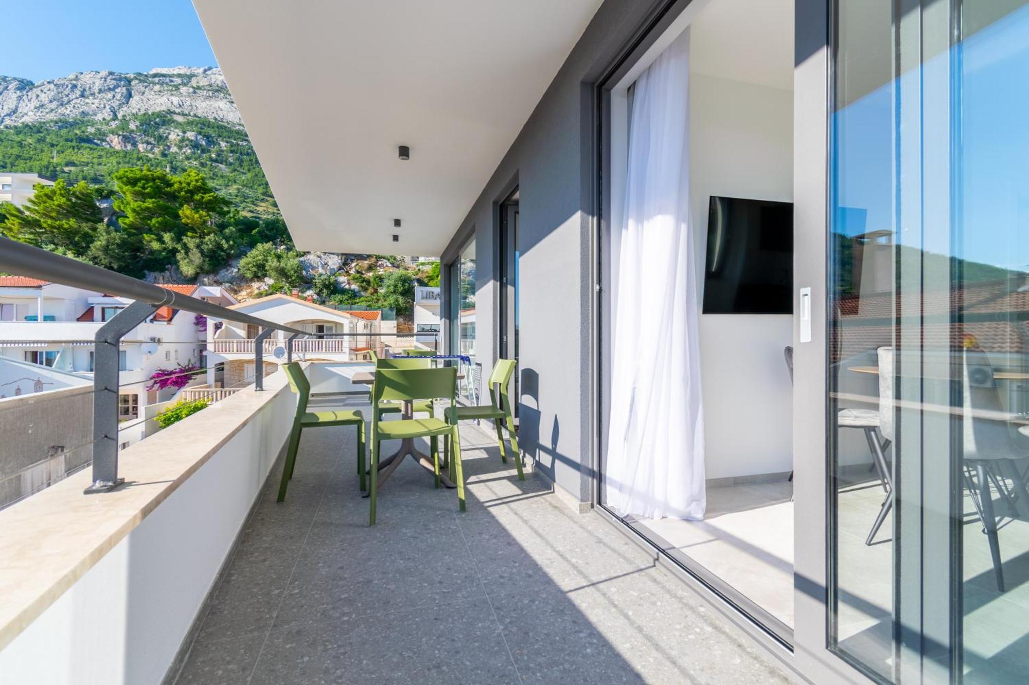 Apartmani Pino Baska Voda Ruang foto